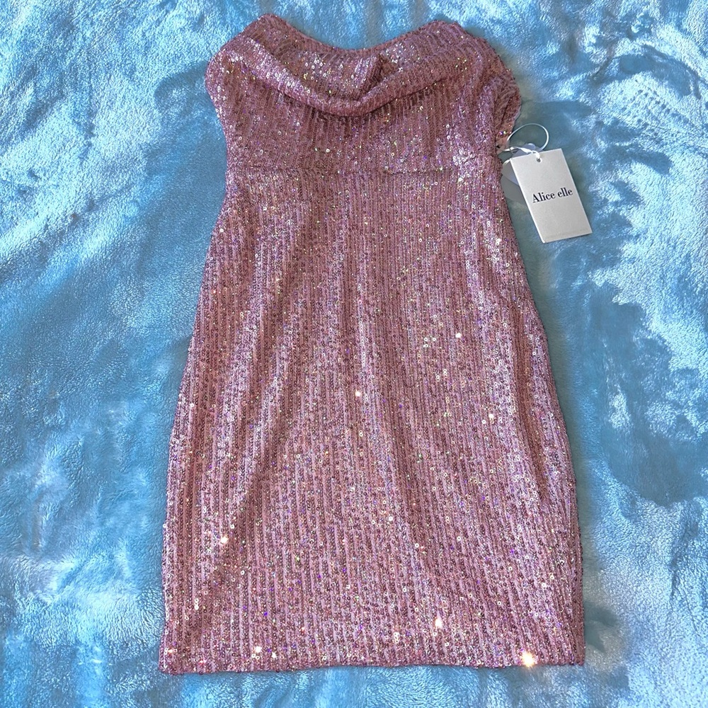 NWT Light pink Alice Elle sequin mini dress
